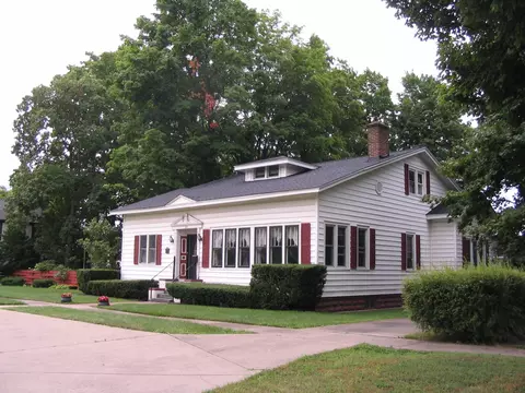 505 Peninsular Avenue Grayling Mi 49738 Ave, Grayling, MI 49738