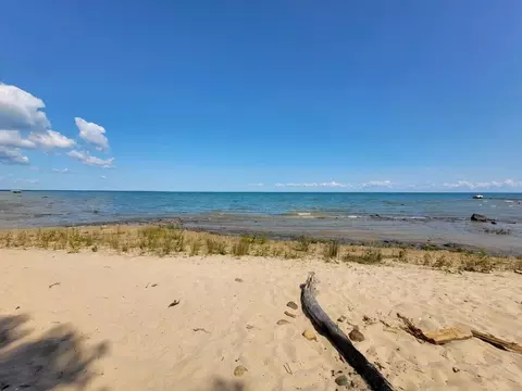 Raven Drive, Millersburg, MI 49759