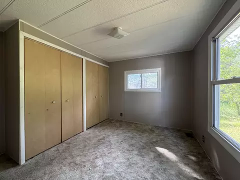 Bedroom - 2861 E Roe Road Spruce Mi 48762 Rd, Spruce, MI 48762 photo 3 of 3
