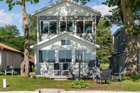 3602 Highland Ave, Gaylord, MI 49735