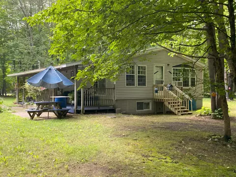 46214651 Long Lake Road Cheboygan Mi 49721 Rd, Cheboygan, MI 49721