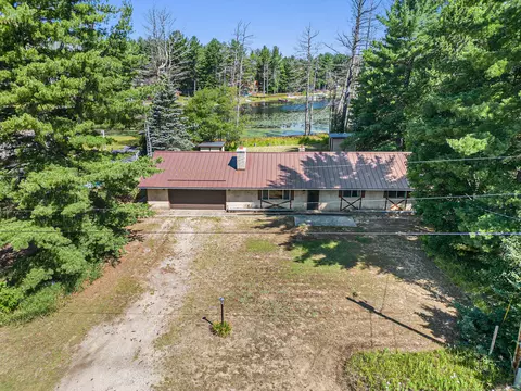 3990 Lake Manuka Road Gaylord Mi 49735 Rd, Gaylord, MI 49735