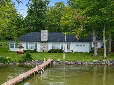 3230 W Burt Lake Road Brutus Mi 49716 Rd, Brutus, MI 49716