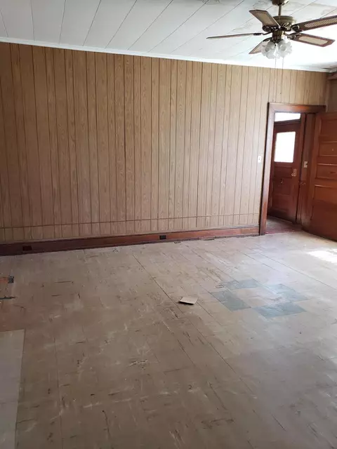Living - 602 Maple Street Grayling Mi 49738 St, Grayling, MI 49738 photo 2 of 2