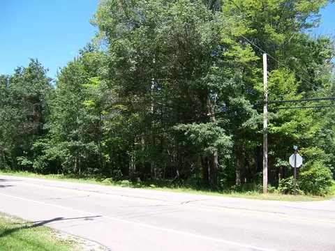 15-16 E Houghton Lake Dr, Houghton Lake, MI 48629
