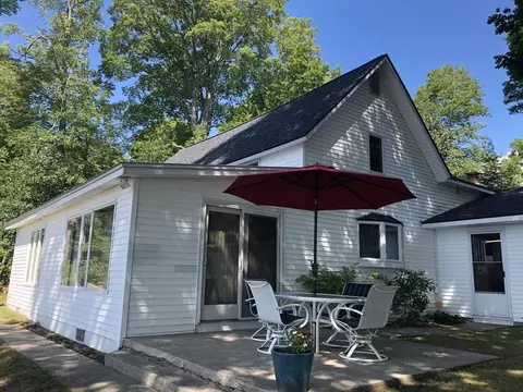 7702 Paradise Trail Carp Lake Mi 49718 Trl, Carp Lake, MI 49718