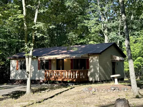 113 Wendy Lane Roscommon Mi 48653 Ln, Roscommon, MI 48653