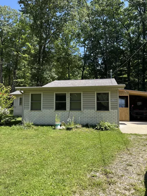 5374 Blueberry Drive Harrison Mi 48625 Dr, Harrison, MI 48625 photo 2