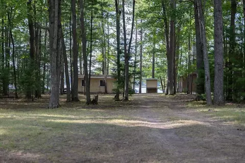 12042 E Shore Dr, Millersburg, MI 49759