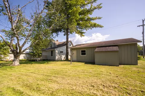 437 Duncan Ave, Cheboygan, MI 49721 photo 15