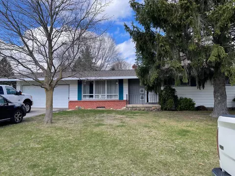 559 E Mitchell Street Gaylord Mi 49735 St, Gaylord, MI 49735