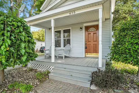 615 Third St, Cheboygan, MI 49721 photo 6