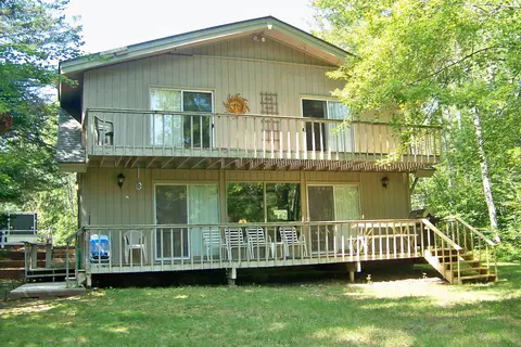 5177 Pinecrest Dr, Elmira, MI 49730