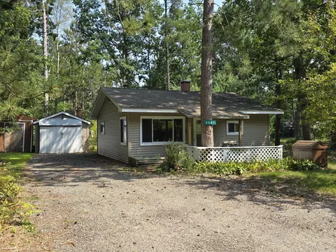 2087 Ann Arbor Dr, Prudenville, MI 48651