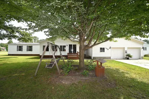 112 Woodhaven Street Houghton Lake Mi 48629 St, Houghton Lake, MI 48629