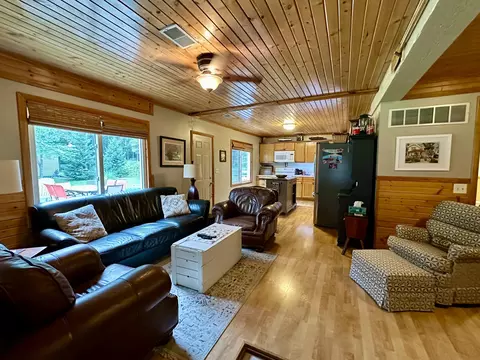 1304 Eagle St, Grayling, MI 49738 photo 8