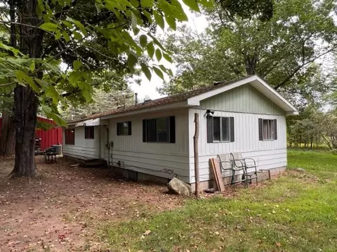 4353 Woodmansee Road Cheboygan Mi 49721 Rd, Cheboygan, MI 49721