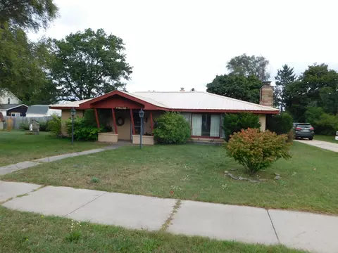 Exterior - 606 Plum Street Grayling Mi 49738 St, Grayling, MI 49738 photo 2 of 11
