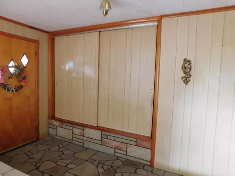 Entry Way - 606 Plum Street Grayling Mi 49738 St, Grayling, MI 49738 photo 2 of 3
