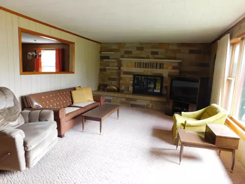 Living - 606 Plum Street Grayling Mi 49738 St, Grayling, MI 49738 photo 1 of 4