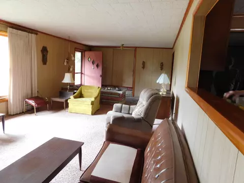 Living - 606 Plum Street Grayling Mi 49738 St, Grayling, MI 49738 photo 3 of 4