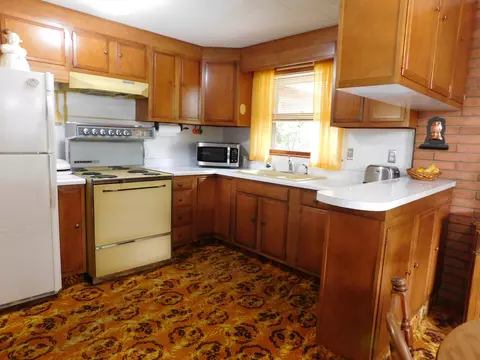Kitchen - 606 Plum Street Grayling Mi 49738 St, Grayling, MI 49738 photo 3 of 3