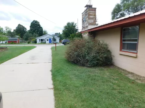 Exterior - 606 Plum Street Grayling Mi 49738 St, Grayling, MI 49738 photo 10 of 11