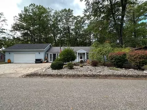115 Sheridan Drive Prudenville Mi 48651 Dr, Prudenville, MI 48651