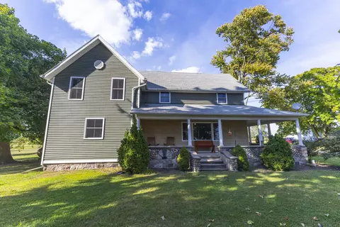 4716 W Adams Road Alma Mi 48801 Rd, Alma, MI 48801