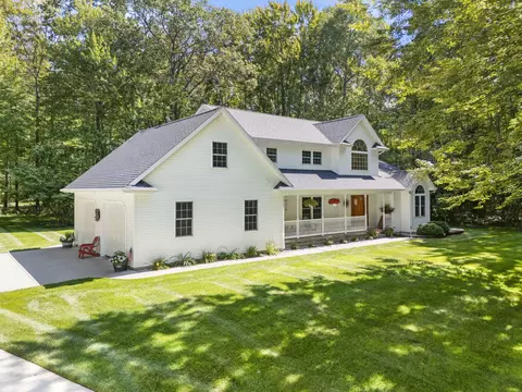 4900 Redwood Rd, Roscommon, MI 48653