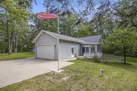 49 W Burdell Road Roscommon Mi 48653 Rd, Roscommon, MI 48653