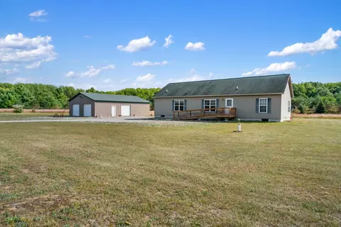5915 Mullett Burt Road Cheboygan Mi 49721 Rd, Cheboygan, MI 49721