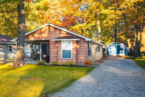 320 Tudor Drive Prudenville Mi 48651 Dr, Prudenville, MI 48651