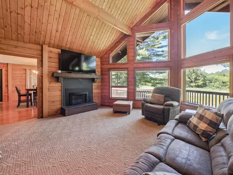 Living - 6371 Link Blvd, Indian River, MI 49749 photo 2 of 4