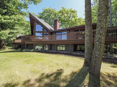 Exterior - 6371 Link Blvd, Indian River, MI 49749 photo 5 of 21