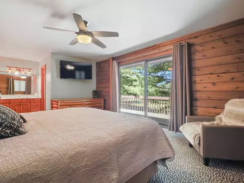Bedroom - 6371 Link Blvd, Indian River, MI 49749 photo 6 of 12