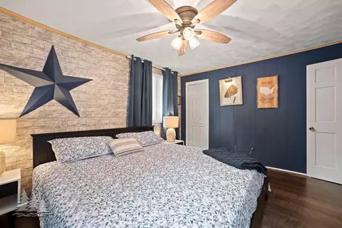 Bedroom - 1609 Fleming Rd, Lewiston, MI 49756 photo 3 of 14