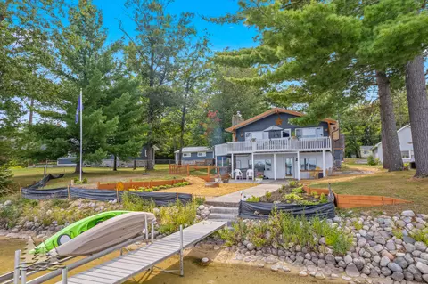 1609 Fleming Rd, Lewiston, MI 49756