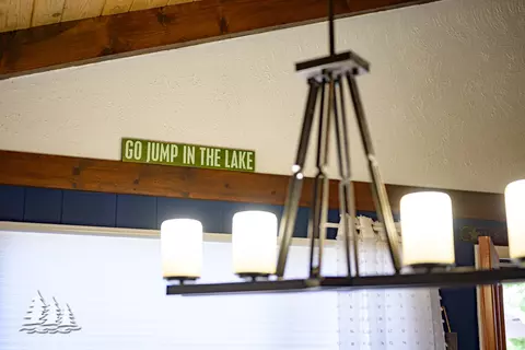 Dining - 1609 Fleming Rd, Lewiston, MI 49756 photo 2 of 6