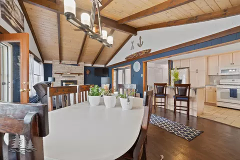 Dining - 1609 Fleming Rd, Lewiston, MI 49756 photo 1 of 6