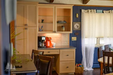 Kitchen - 1609 Fleming Rd, Lewiston, MI 49756 photo 3 of 3