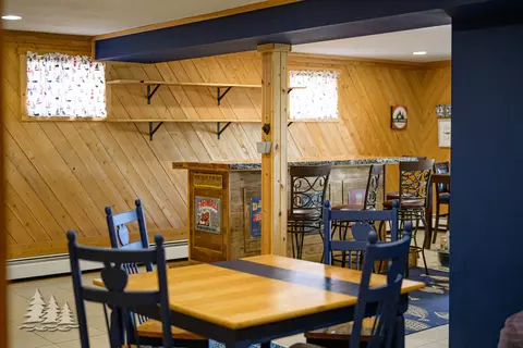 Dining - 1609 Fleming Rd, Lewiston, MI 49756 photo 5 of 6