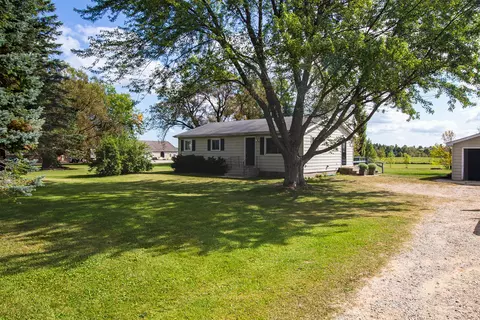 1325 Ritchie Rd, Gladwin, MI 48624