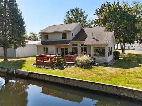 1210 Long Point Drive Houghton Lake Mi 48629 Dr, Houghton Lake, MI 48629