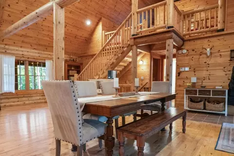 Dining - 6885 Maple River Rd, Brutus, MI 49716 photo 3 of 4