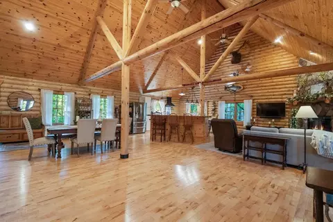 Dining - 6885 Maple River Rd, Brutus, MI 49716 photo 2 of 4