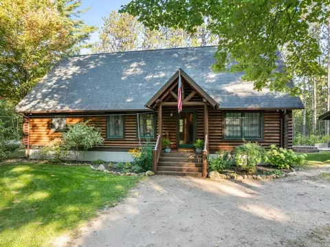 Exterior - 6885 Maple River Rd, Brutus, MI 49716 photo 1 of 10
