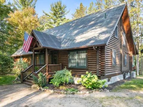 Exterior - 6885 Maple River Rd, Brutus, MI 49716 photo 6 of 10