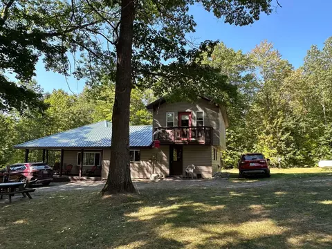 13053 Bartz Rd, Hubbard Lake, MI 49747