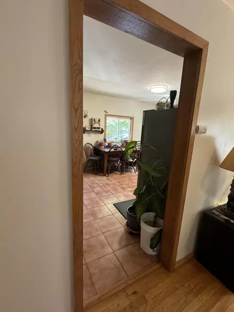 Entry Way - 11770 Cherven Ln, Roscommon, MI 48653 photo 2 of 6